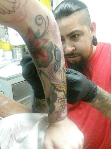 Tattoo Shop «King of Kali», reviews and photos, 2201 Northgate Blvd, Sacramento, CA 95833, USA