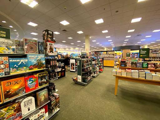 Book Store «Barnes & Noble», reviews and photos, 10280 Midtown Pkwy, Jacksonville, FL 32246, USA