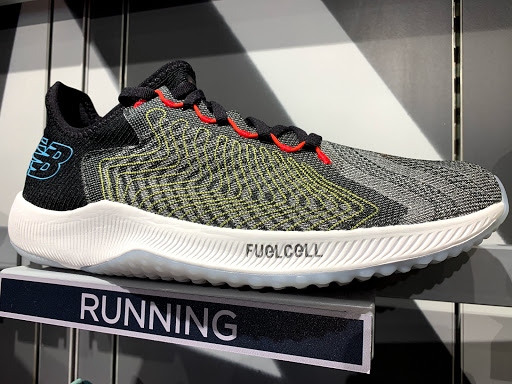 Shoe Store «New Balance Bellevue», reviews and photos, 823 Bellevue Way NE #100, Bellevue, WA 98004, USA