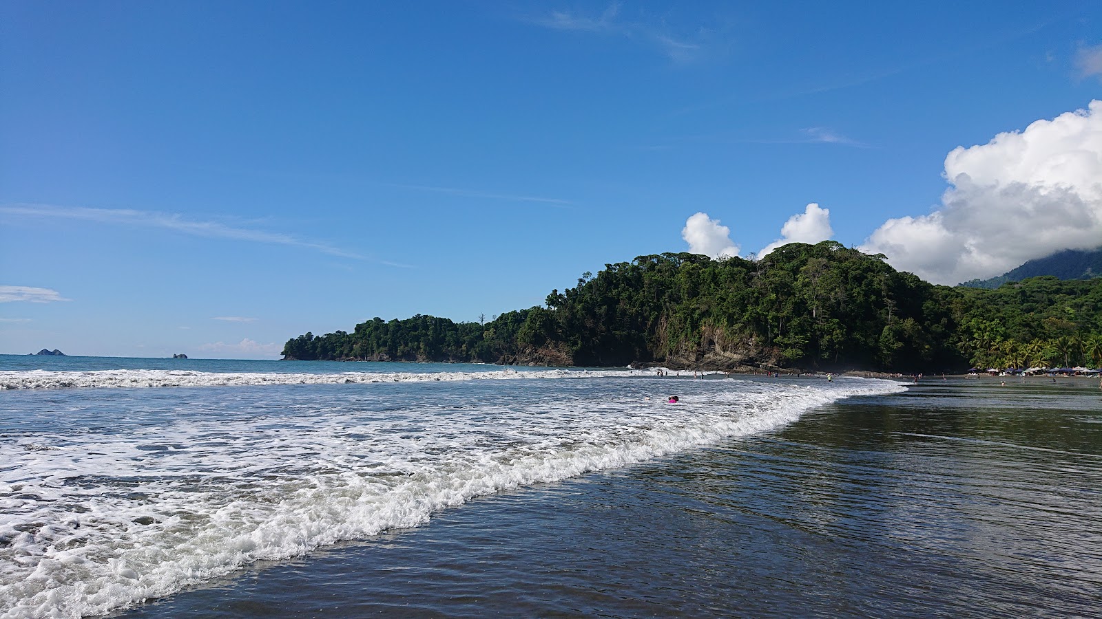 Playa Ventanas的照片 带有碧绿色水表面