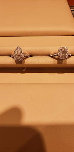 Jewelry Store «Zales - The Diamond Store», reviews and photos, 4325 Glenwood Ave, Raleigh, NC 27612, USA