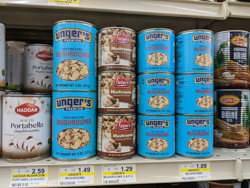 Supermarket «Hungarian Kosher Foods», reviews and photos, 4020 Oakton St, Skokie, IL 60076, USA