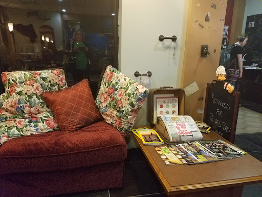 Coffee Shop «The Screen Door Coffee and Entertainment», reviews and photos, 408 W Main St, Norman, OK 73069, USA