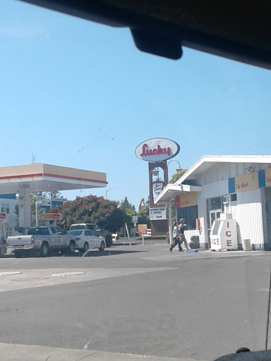 Shell en Petaluma