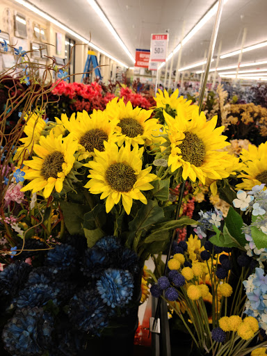 Craft Store «Hobby Lobby», reviews and photos, 641 N Victory Blvd, Burbank, CA 91502, USA