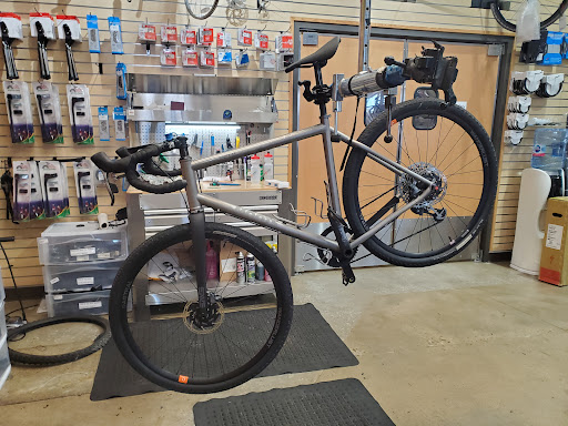 Bicycle Store «Bike Barn - Westchase», reviews and photos, 11105 Westheimer Rd, Houston, TX 77042, USA