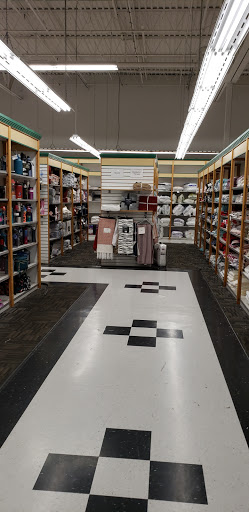 Clothing Store «Burlington Coat Factory», reviews and photos, 4790 Everhard Rd NW, Canton, OH 44718, USA