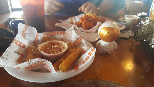 Hooters