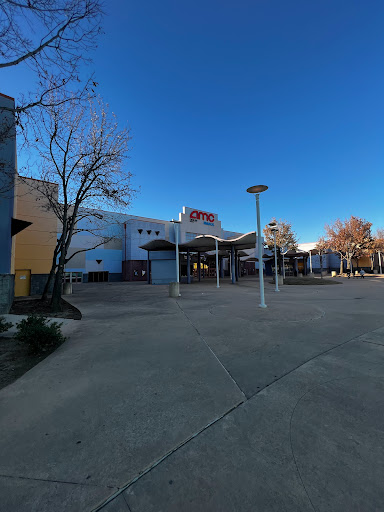 Movie Theater «AMC DINE-IN Grapevine Mills 30», reviews and photos, 3150 Grapevine Mills Pkwy, Grapevine, TX 76051, USA
