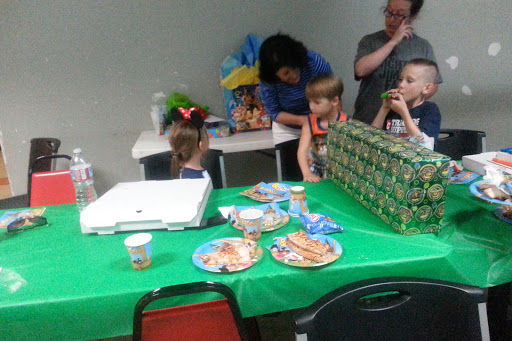 Bowling Alley «Oil Bowl Lanes», reviews and photos, 1102 W Cotton St, Longview, TX 75604, USA