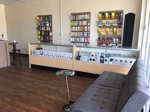 Mobile Phone Repair Shop «Dash Cellular Repair», reviews and photos, 130 Main St Suite 102, Noble, OK 73068, USA