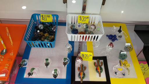 Tobacco Shop «Four Two Zero Peace Avenue», reviews and photos, 6656 US-1, Port St Lucie, FL 34952, USA