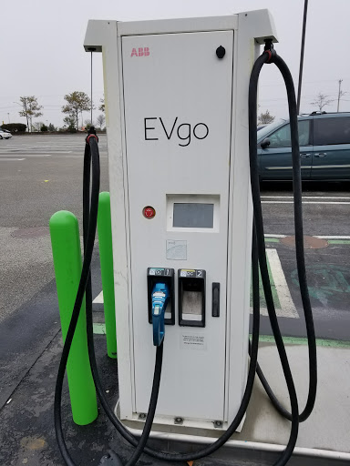 Shopping Mall «Cape Cod Mall», reviews and photos, 769 Iyannough Rd, Hyannis, MA 02601, USA