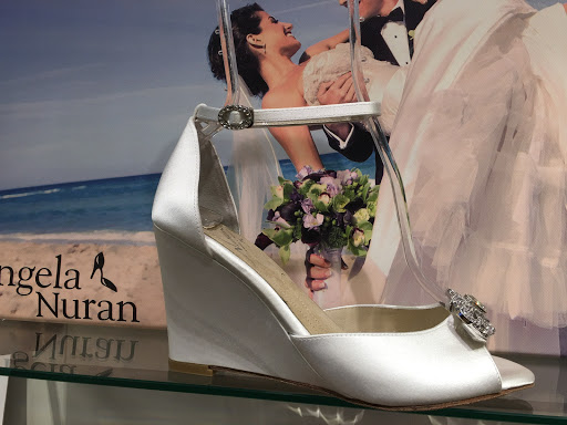 Shoe Store «Signature Shoes», reviews and photos, 271 Westwood Ave, Westwood, NJ 07675, USA