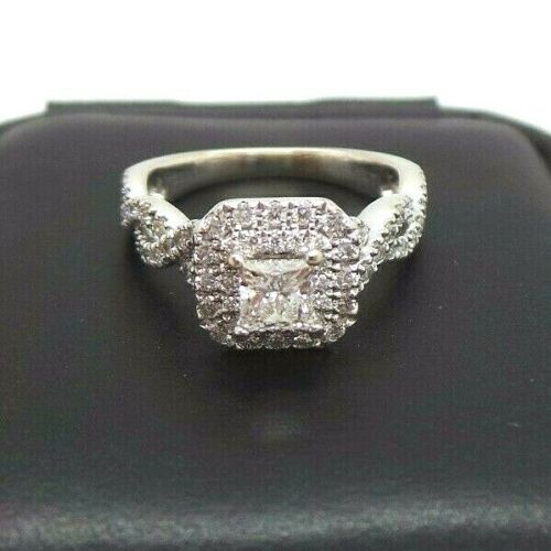 Pawn Shop «R J Jewelry & Loan Co», reviews and photos, 1210 Bloomingdale Rd, Glendale Heights, IL 60139, USA