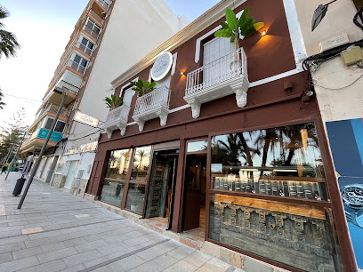 Restaurante la Casona - Pl. de Capdepont, 3, 03181 Torrevieja, Alicante, Spain
