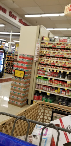 Grocery Store «Safeway», reviews and photos, 30 Chestnut Ave, South San Francisco, CA 94080, USA