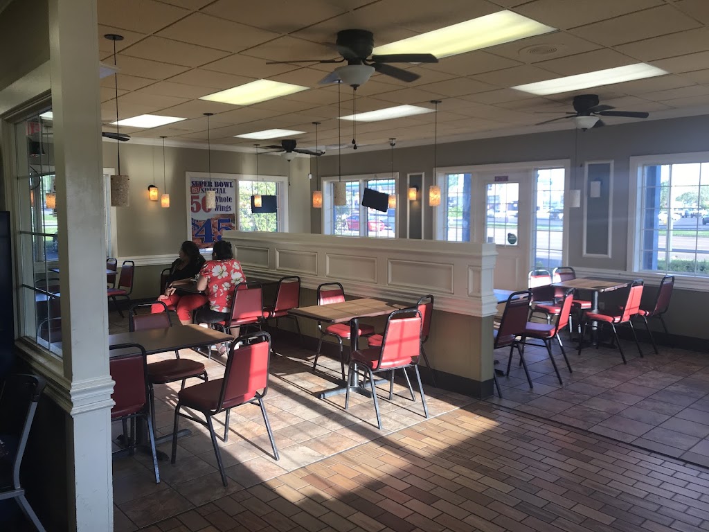 J R Fish & Chicken 38115