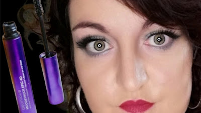 Younique à Plounévez-Lochrist
