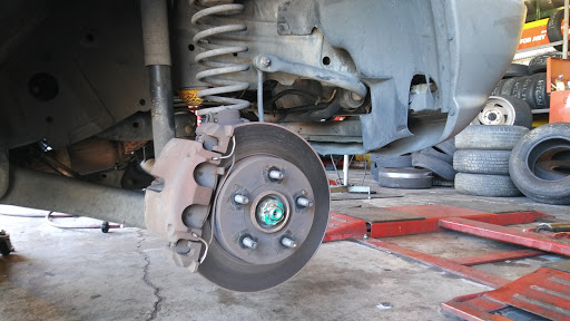 Tire Shop «Buffalo Auto Service & Tire Shop», reviews and photos, 7620 W Charleston Blvd, Las Vegas, NV 89117, USA