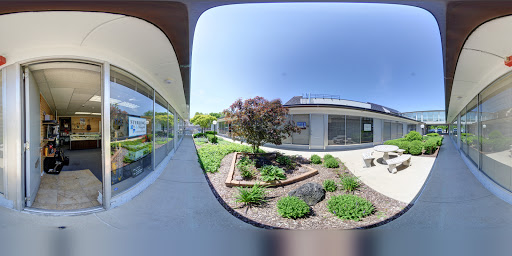 Pawn Shop «Sterling & Knight Jewelry & Pawn», reviews and photos, 244 E Ogden Ave #114, Hinsdale, IL 60521, USA