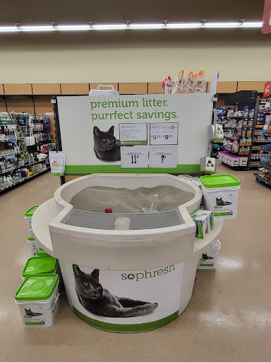 Pet Supply Store «Petco Animal Supplies», reviews and photos, 160 S Mannheim Rd #100, Hillside, IL 60162, USA