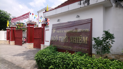 Trường Tư Thục Ngô Thời Nhiệm