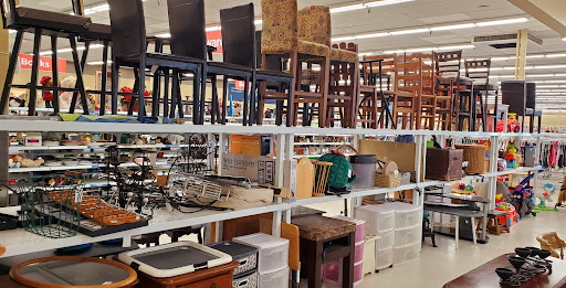 Thrift Store «Value Village», reviews and photos