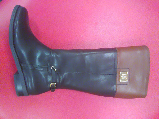 Shoe Store «Shoe Carnival», reviews and photos, 3867 Mexico Rd, St Charles, MO 63303, USA