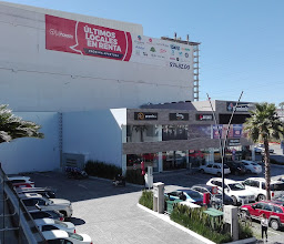 Plaza Pabellon Las Torres photo