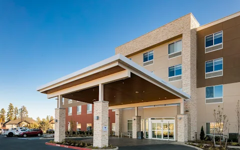 Holiday Inn Express & Suites Bend South, an IHG Hotel image