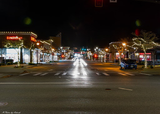 Shopping Mall «Grand Ridge Plaza», reviews and photos, 1451 Highlands Dr NE, Issaquah, WA 98029, USA