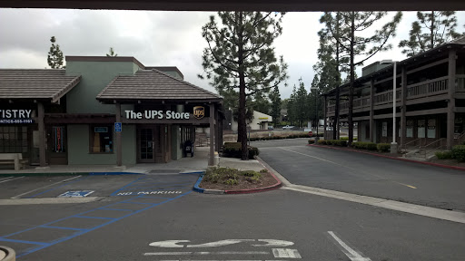 Shipping and Mailing Service «The UPS Store», reviews and photos, 25422 Trabuco Rd #105, Lake Forest, CA 92630, USA