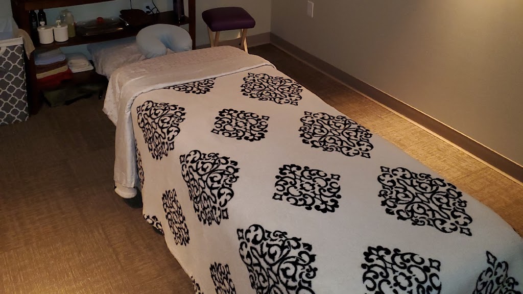 Sacred Tree Massage 80023