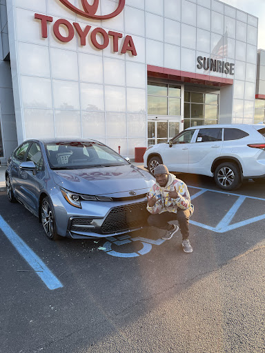 Toyota Dealer «Sunrise Toyota», reviews and photos, 3984 Sunrise Hwy, Oakdale, NY 11769, USA