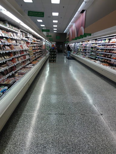 Supermarket «Publix Super Market at Kendall Town & Country», reviews and photos, 8250 Mills Dr, Miami, FL 33183, USA