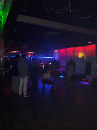 Dance Club «Viva Le Mirage», reviews and photos, 5990 Winkler Rd, Fort Myers, FL 33919, USA