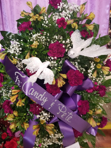 Florist «Davany Flowers & Pinatas», reviews and photos, 522 Cupples Rd, San Antonio, TX 78237, USA