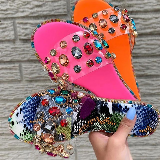 Shoe Store «SHOE TIME & SHOE TREND», reviews and photos, 3021 Freedom Dr, Charlotte, NC 28208, USA