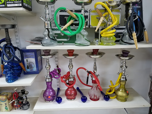 Tobacco Shop «Lombard Tobacco», reviews and photos, 890 E Roosevelt Rd, Lombard, IL 60148, USA