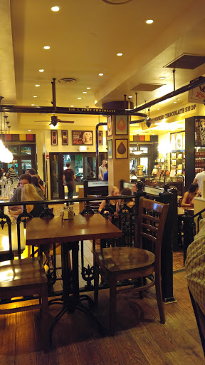 Restaurant «Max Brenner», reviews and photos, 745 Boylston St, Boston, MA 02116, USA