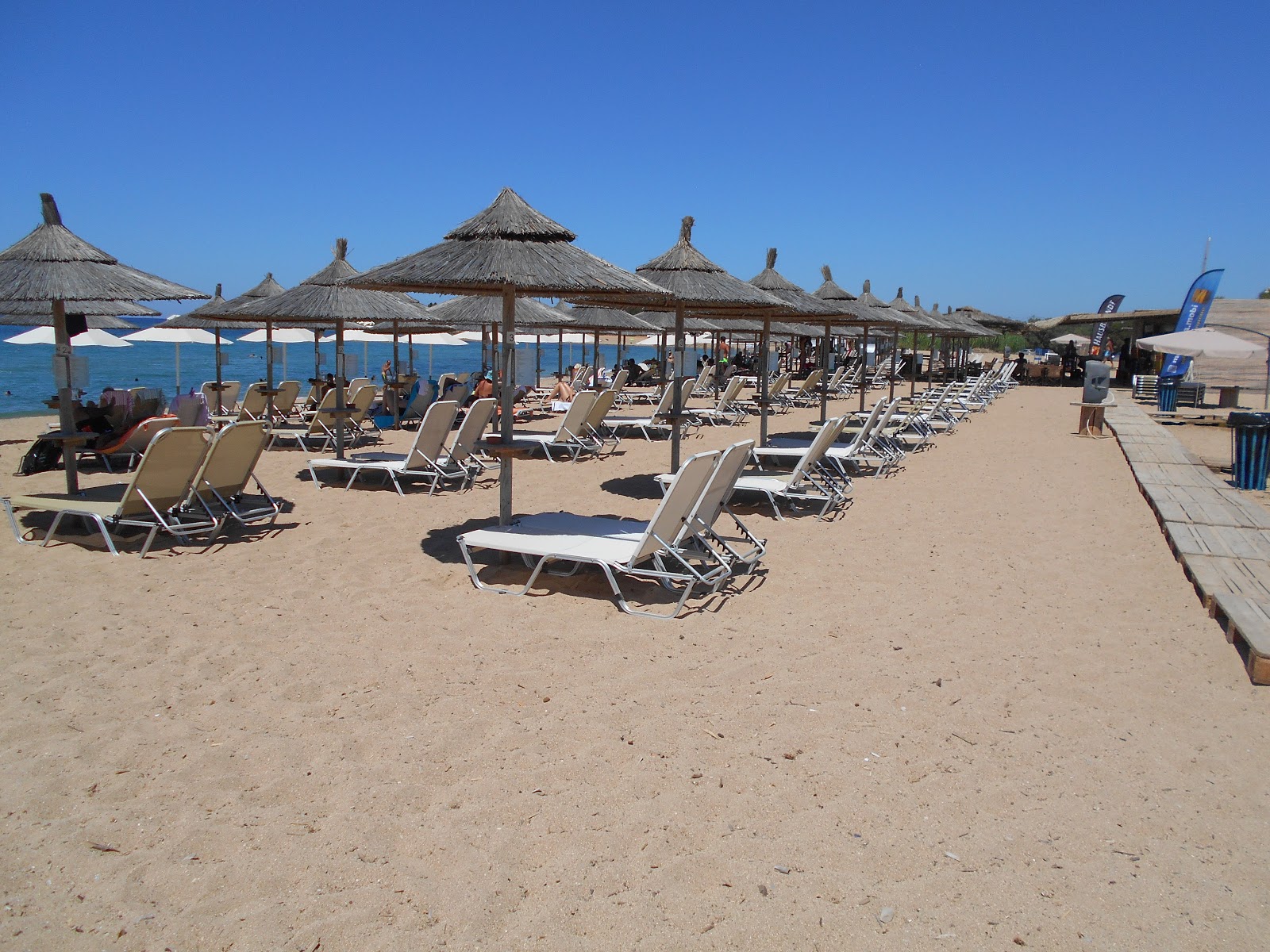 Foto di Paralia Lagkouvardos con molto pulita livello di pulizia