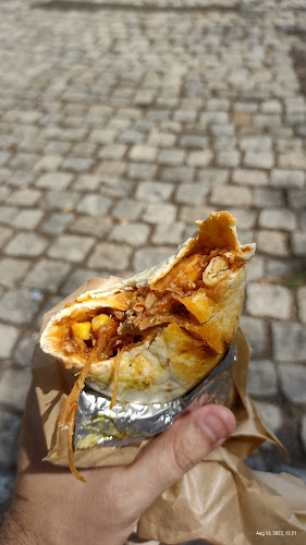 Balkan Burrito - Ресторант