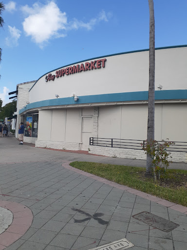Grocery Store «Bay Supermarket», reviews and photos, 907 Normandy Dr, Miami Beach, FL 33141, USA
