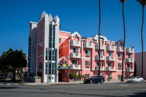 Days Inn by Wyndham Santa Monica image