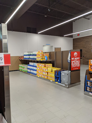 Supermarket «ALDI», reviews and photos, 4222 W Gate City Blvd, Greensboro, NC 27407, USA