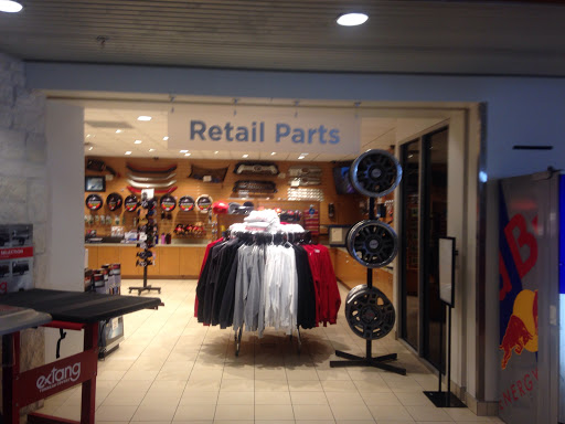 Toyota Dealer «Toyota of Dallas», reviews and photos, 2610 Forest Ln, Dallas, TX 75234, USA