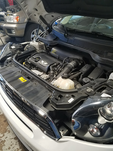 Used Car Dealer «Newark Auto Sports», reviews and photos, 790 Raymond Blvd, Newark, NJ 07105, USA