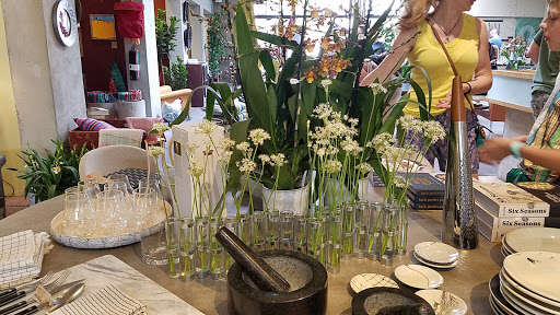 Shopping Mall «Fourth Street Shops», reviews and photos, 1834 Fourth St, Berkeley, CA 94710, USA