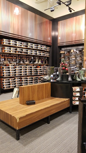 Outdoor Sports Store «Field & Stream», reviews and photos, 520 Clock Tower Way, Crescent Springs, KY 41017, USA